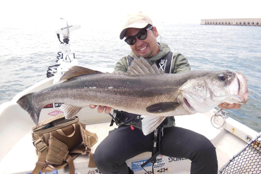 MV-75」で雷魚&ビッグベイトシーバス旅 in 九州！ - Monster Kiss 